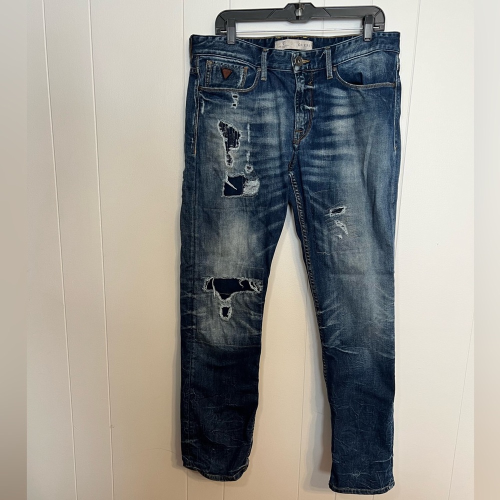 Guess distressed slim‎ straight jeans size 34 X 32